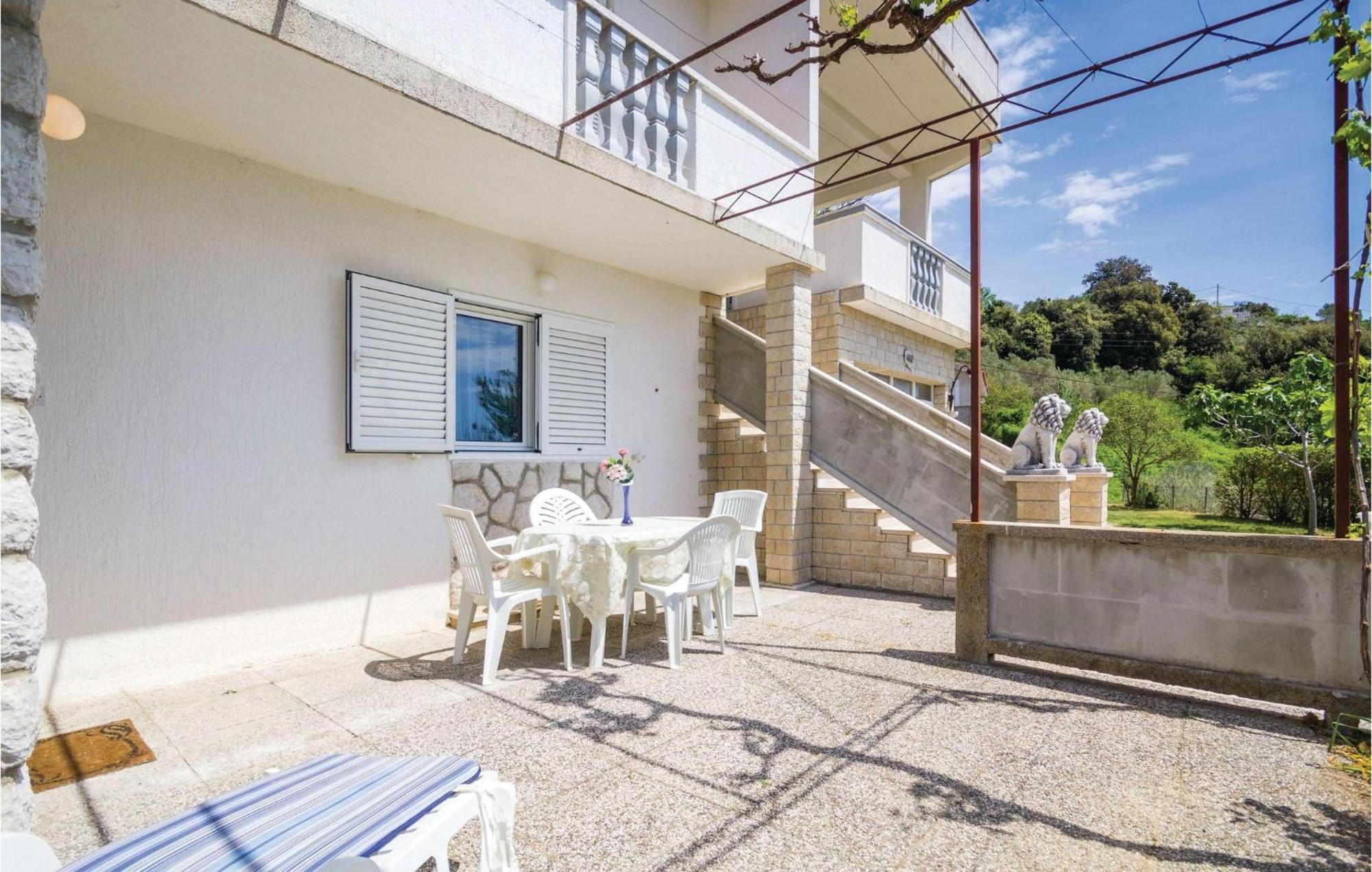 Pet Friendly Apartment In Kampor With Kitchen ภายนอก รูปภาพ